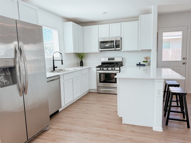 Building Photo - 22166 Birchfield Grv Ln