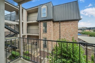 Building Photo - 2400 N Braeswood Blvd