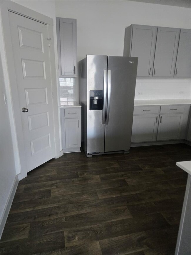 Building Photo - 604 Concho River Dr