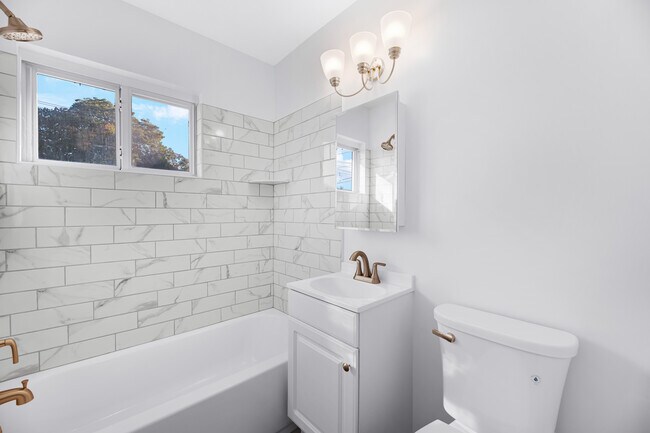 Building Photo - 6112 The Parkway