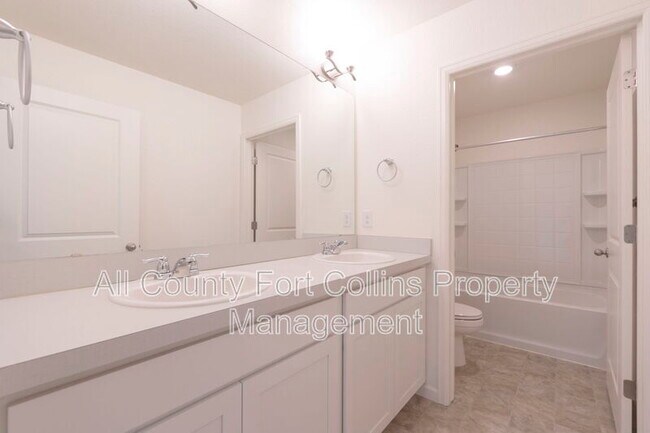 Building Photo - 2635 Osprey Wy