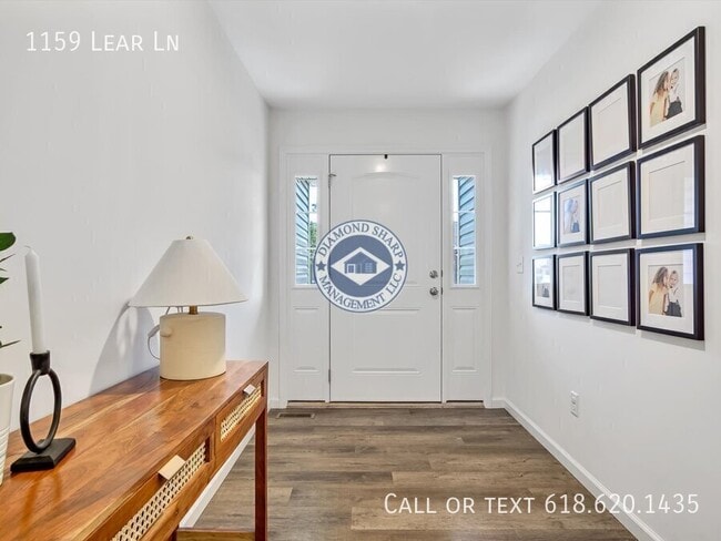 Building Photo - 1159 Lear Ln