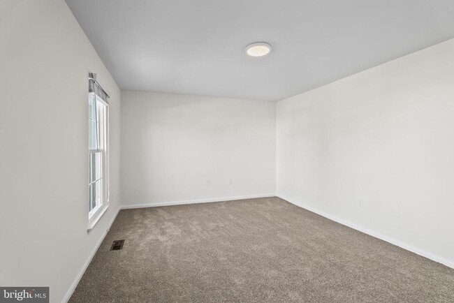 Building Photo - 2108 Monaghan Dr