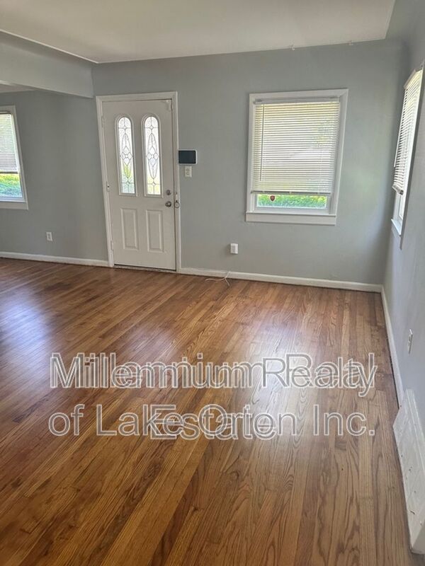Building Photo - 650 Lebaron Ave