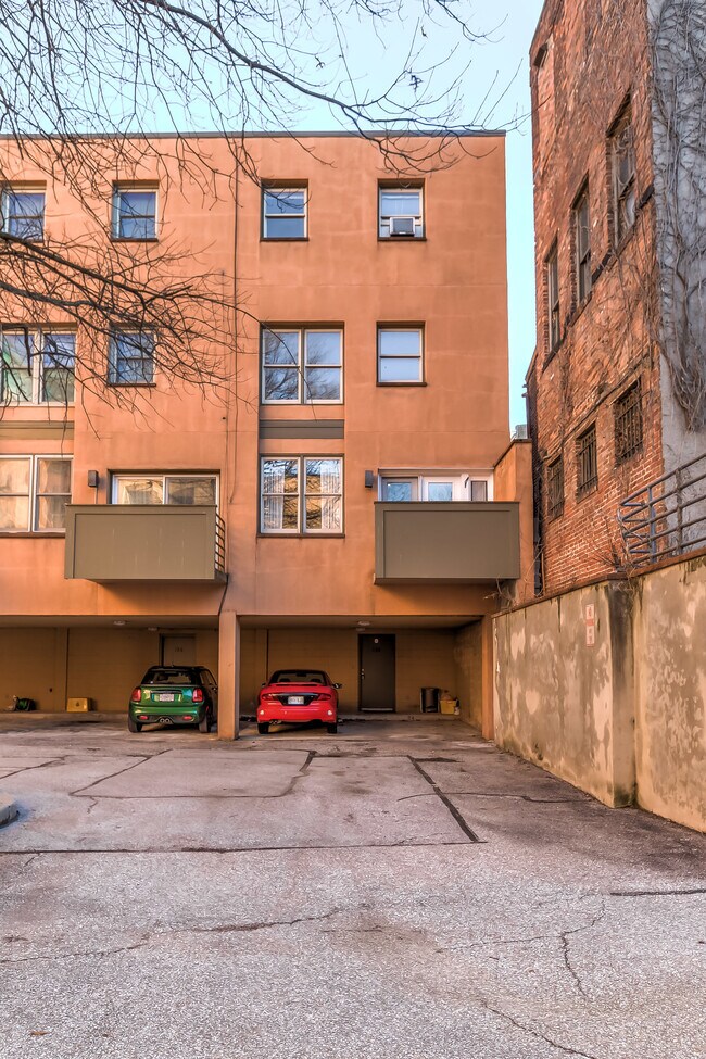 Building Photo - 138 Welcome Aly