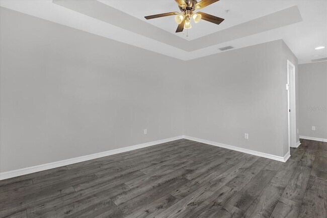 Building Photo - 9450 Silver Buttonwood St