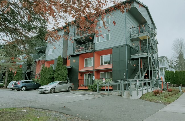 Primary Photo - Kendal Court Apartments