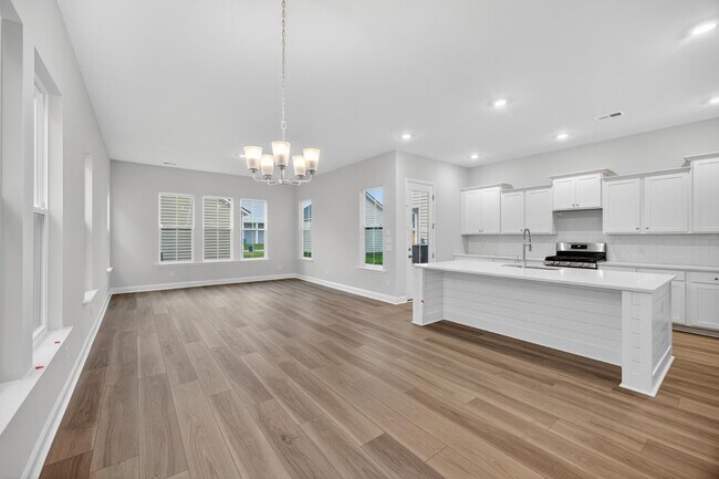 Building Photo - 174 Maritime Way