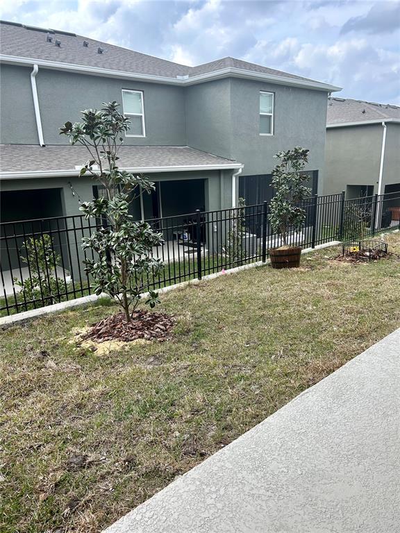 Building Photo - 1535 Lumber Ave