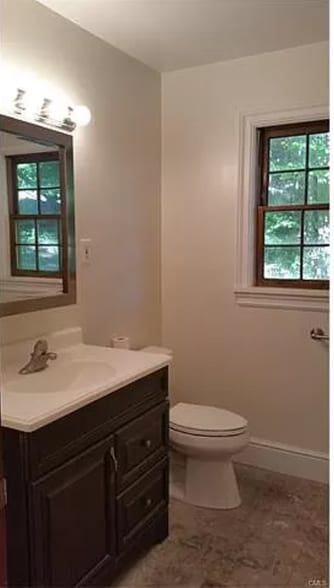 Building Photo - 13 Waterbury St