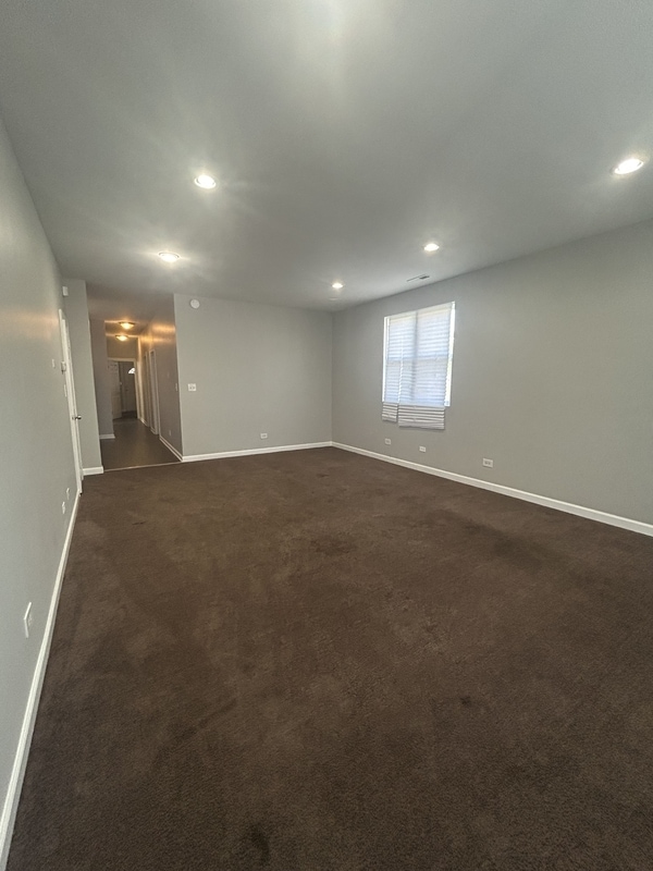 Building Photo - 4936 S Loomis Blvd