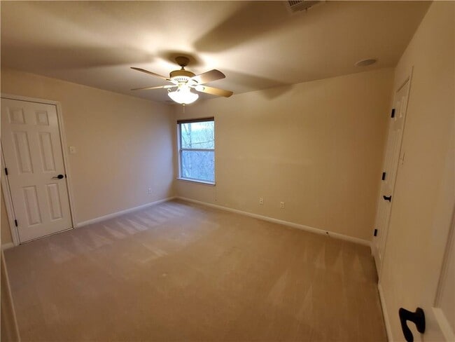 Building Photo - 4310 Reynosa Dr