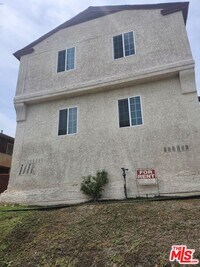 Building Photo - 8261 Crenshaw Dr