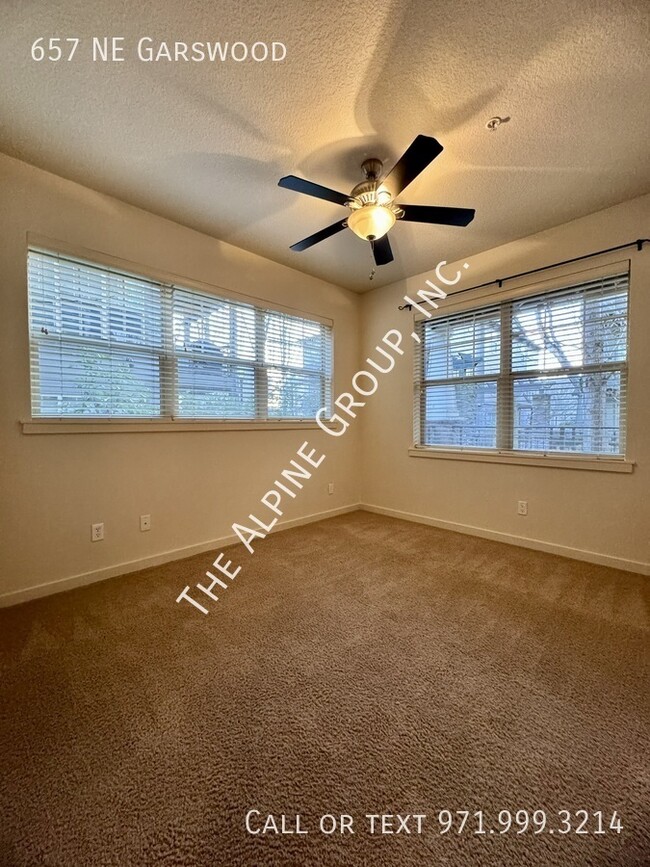 Building Photo - Ground floor condo at Arbor Crossing!