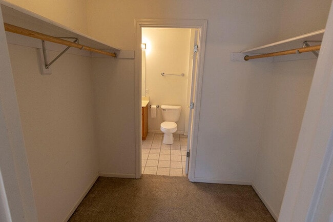 Building Photo - 5981 E Limoges Dr