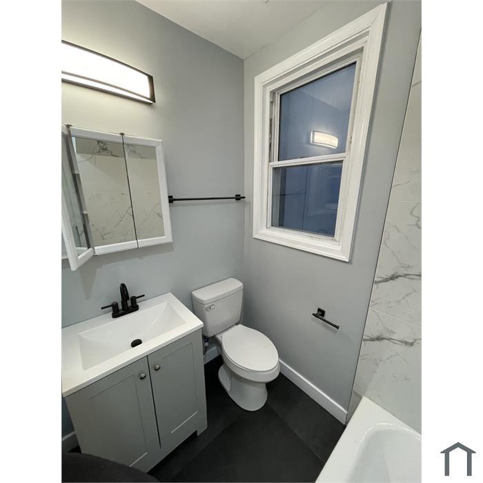 Building Photo - 1926 Naylor Rd SE