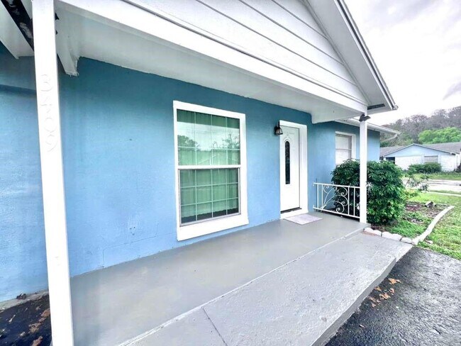 Building Photo - 3409 Vorden St