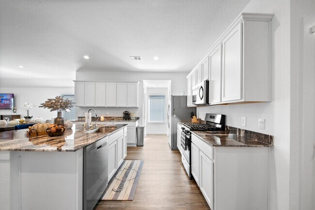 Building Photo - 1115 Sommerville Dr