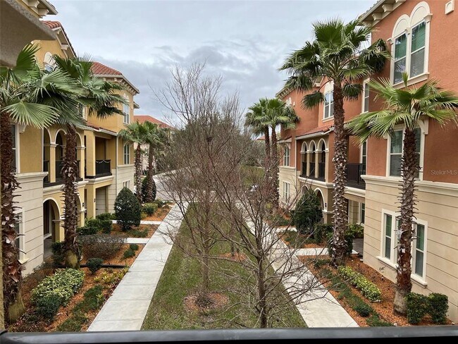 Building Photo - 2924 Lobelia Dr