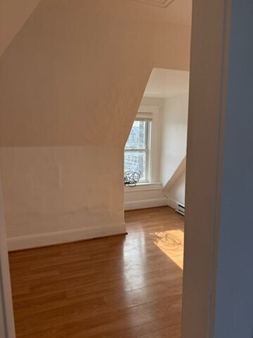 Building Photo - 39 Garden St