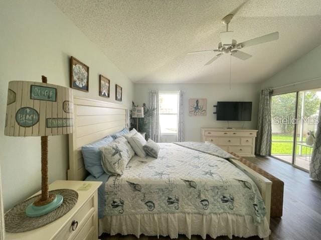 Building Photo - 2427 Chestnut Terrace