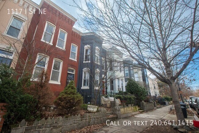 Building Photo - 1117 I St NE