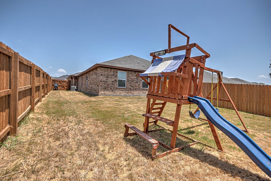 Building Photo - 1311 Liberation Ln