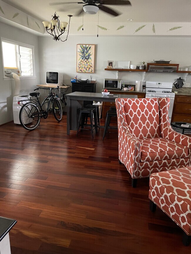 Building Photo - 4 S Kalaheo Ave
