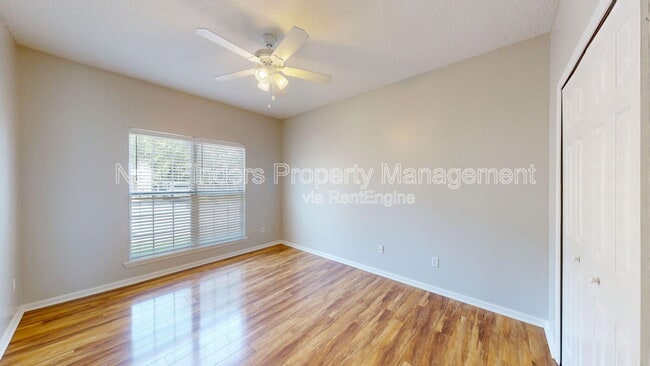 Building Photo - 211 Jardin De Mer Pl