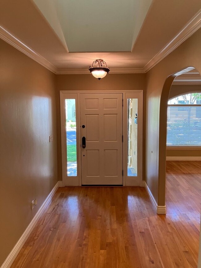Building Photo - Charming Willow Glen Retreat – 3BR/2BA Jus...