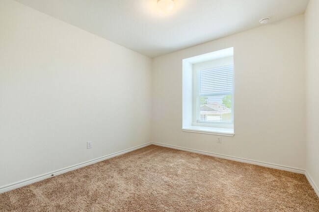 Building Photo - 4519 Gato Calico Dr