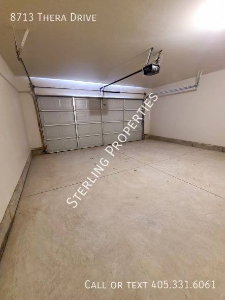 Building Photo - 8713 Thera Dr