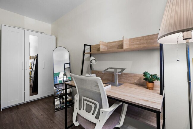 Building Photo - 5551 Churchward St