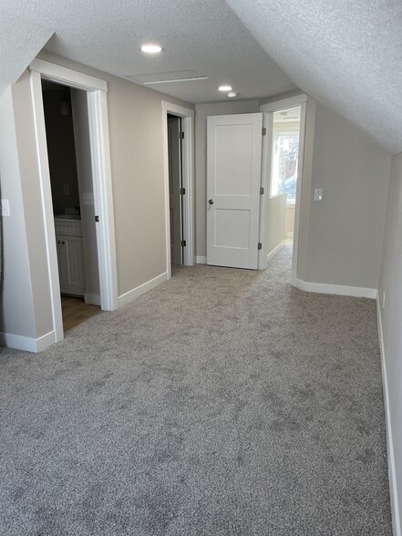 Owners suite, 2nd floor - 2623 College Ave