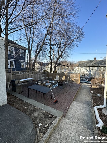 Primary Photo - 17 Cufflin St