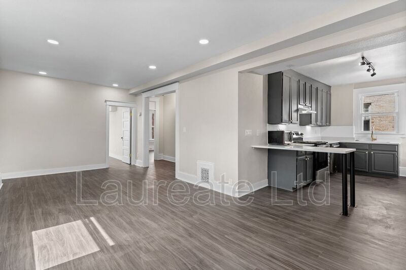 Building Photo - 1152 N Emerson St