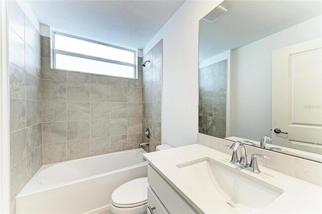 Building Photo - 19015 Scallop Lp