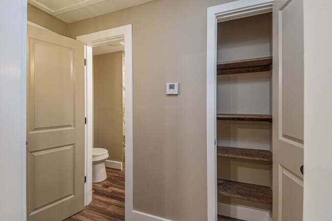 Building Photo - 9126 Lazy Ln