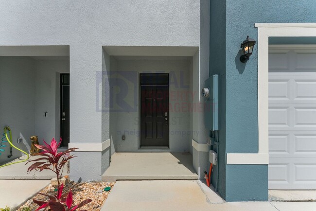 Building Photo - 2851 Banks Pointe Dr