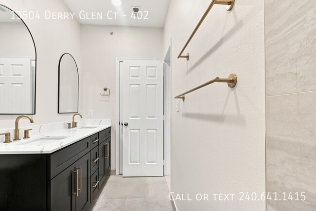 Building Photo - 13504 Derry Glen Ct