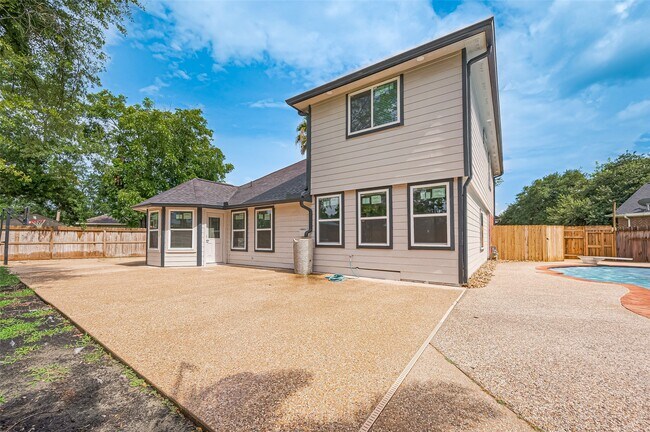 Building Photo - 3527 Bramble Fern Pl