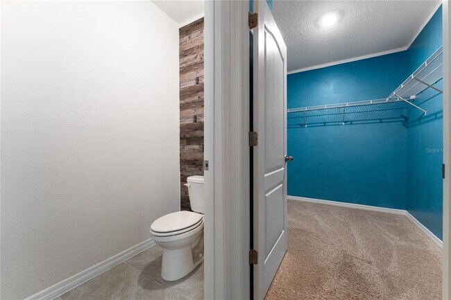 Building Photo - 1441 Riverboat Dr