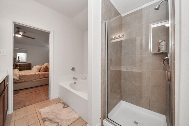 Building Photo - 9423 Grand Spark Dr