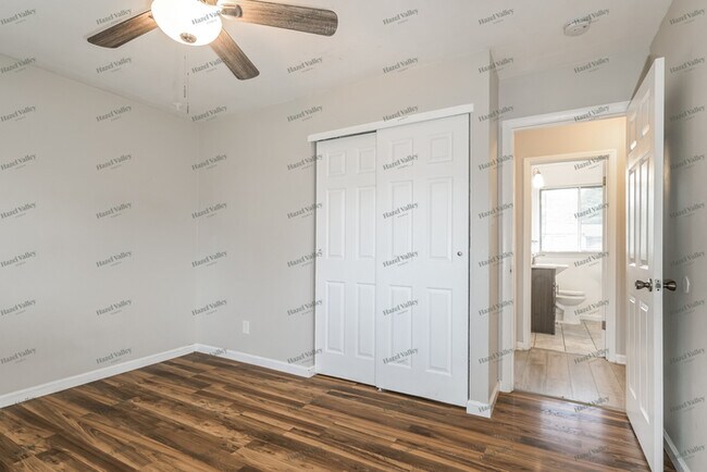 Building Photo - 765 Hazelvalley Dr