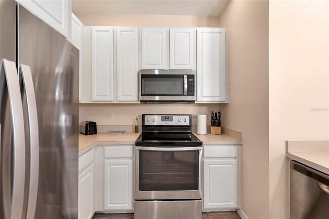 Building Photo - 4134 Via Piedra Cir