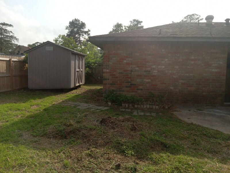 Building Photo - 4914 Algernon Dr