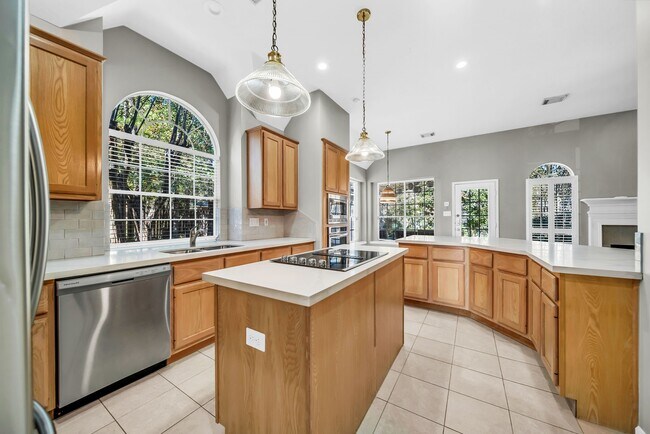 Building Photo - 34 Sparklewood Pl