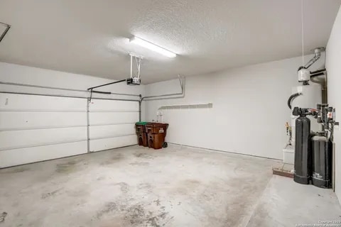 Building Photo - 9803 Bricewood Post