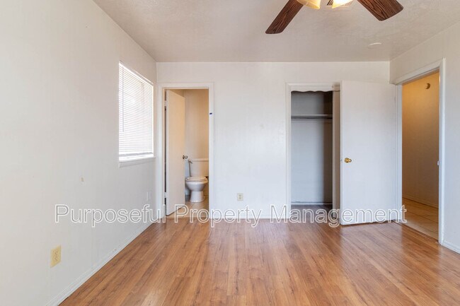 Building Photo - 1324 SW 61st Terrace