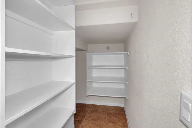 Building Photo - 19239 Midnight Glen Dr